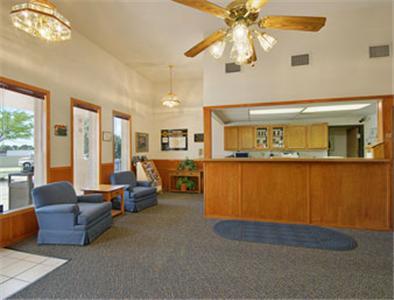 Super 8 Wichita East Kellogg Hotel Interior foto